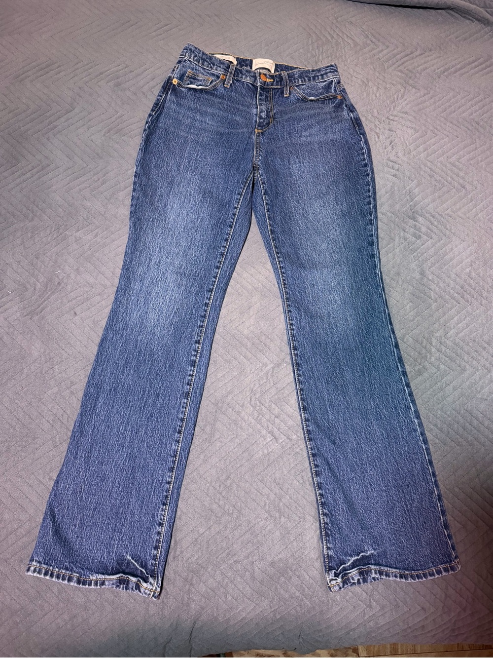 Women's Universal Thread High Rise Bootcut Jeans Size 0/25R